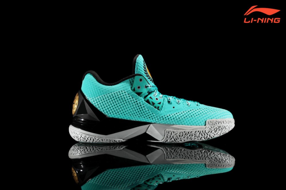 Li-Ning WoW Way of Wade 4 "Liberty" SE