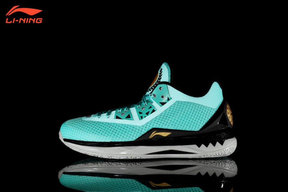 Li-Ning WoW Way of Wade 4 "Liberty" SE