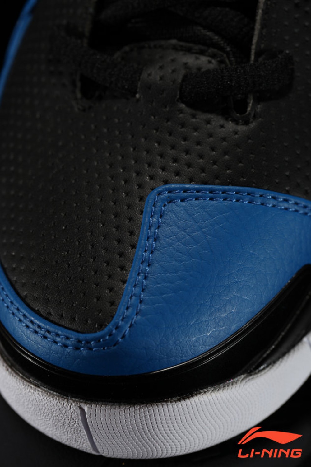 Li-Ning Swift 4 Basketball Shoes - Black/Dark Sky Blue/White