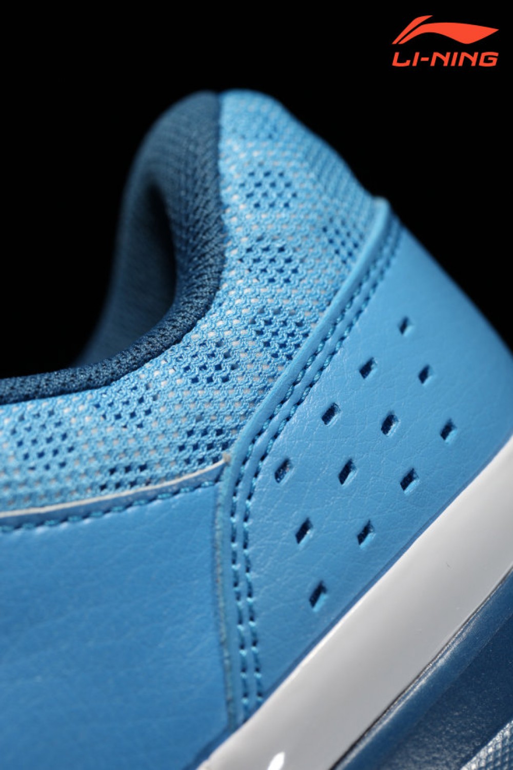 Li-Ning Combat Basketball Shoes - Sky Blue/Deep Blue/White