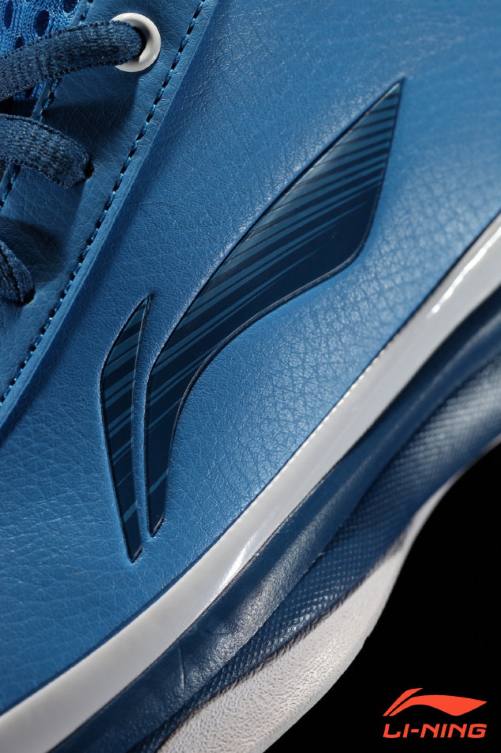 Li-Ning Combat Basketball Shoes - Sky Blue/Deep Blue/White