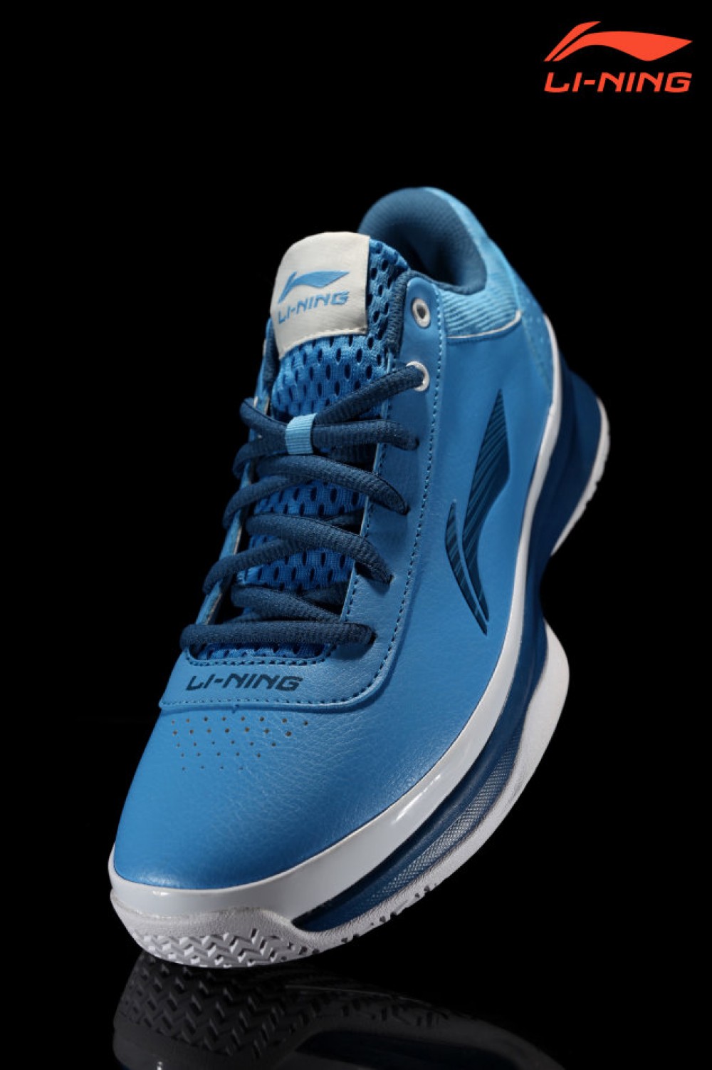 Li-Ning Combat Basketball Shoes - Sky Blue/Deep Blue/White