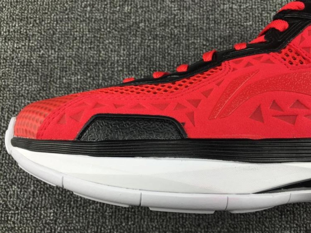 Li-Ning WoW4 Wade All City 4 "Miami Heat"