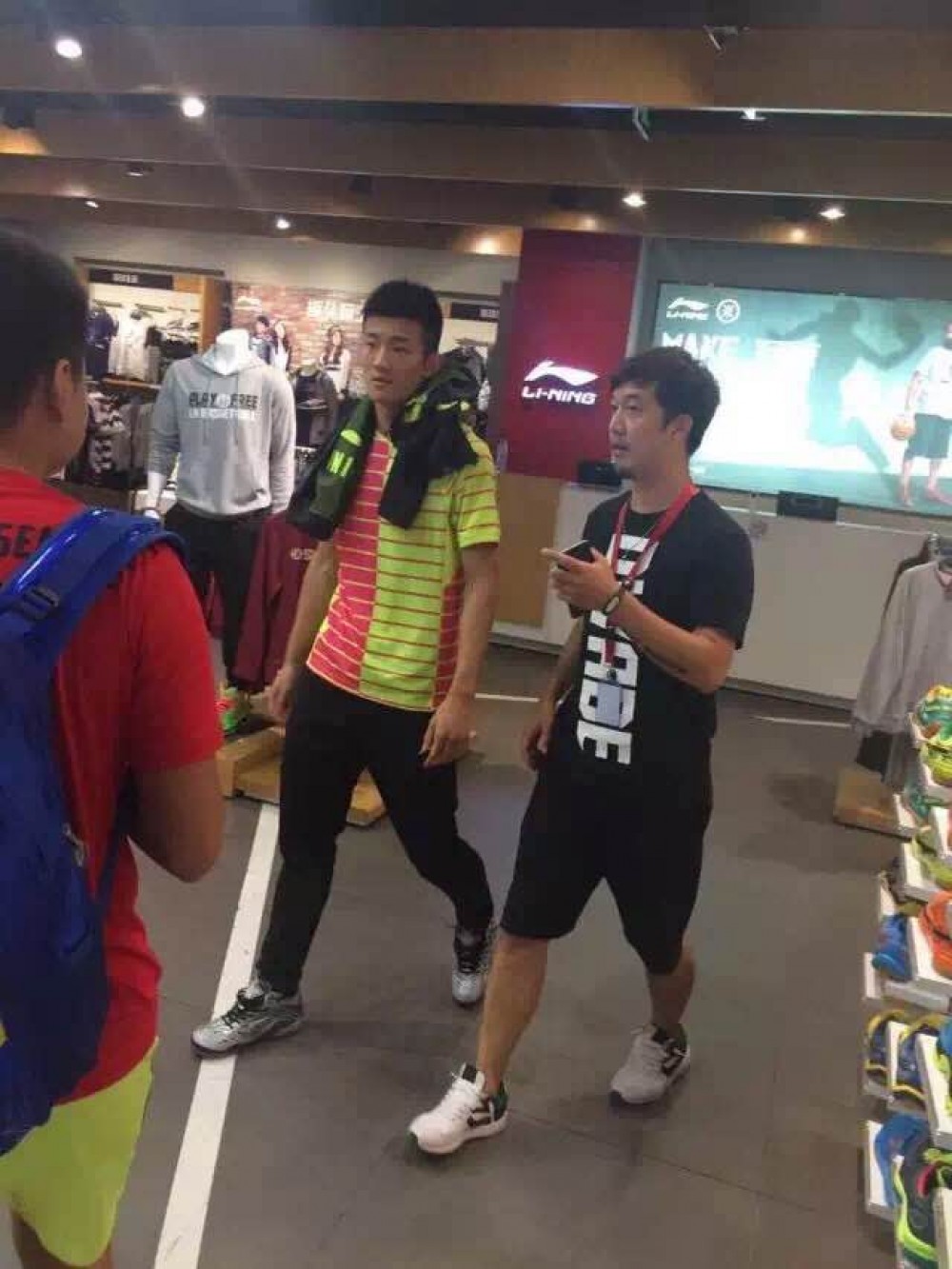 Li-Ning Chen Long 2015 IBF World Badminton Championships Professional Signature Badminton Shoes
