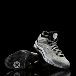 Li Ning WoW 3.0 Way of Wade 3 "Grey Boy"-Cool Grey/Black/White